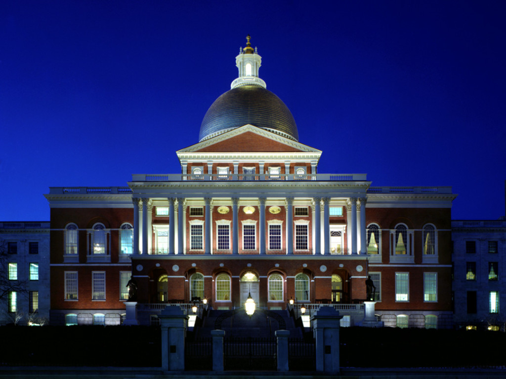 massachusettsstatehouse1